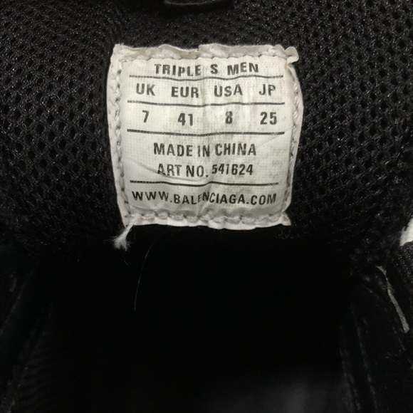 BALENCIAGA TRIPLE S SNEAKER 'TRIPLE BLACK' - Picture 10 of 10